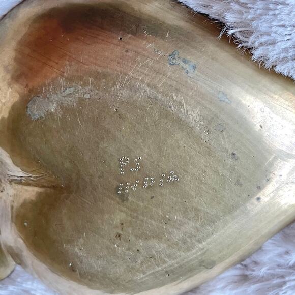 Small Vintage Indian Brass Dish - Picture 16 of 16
